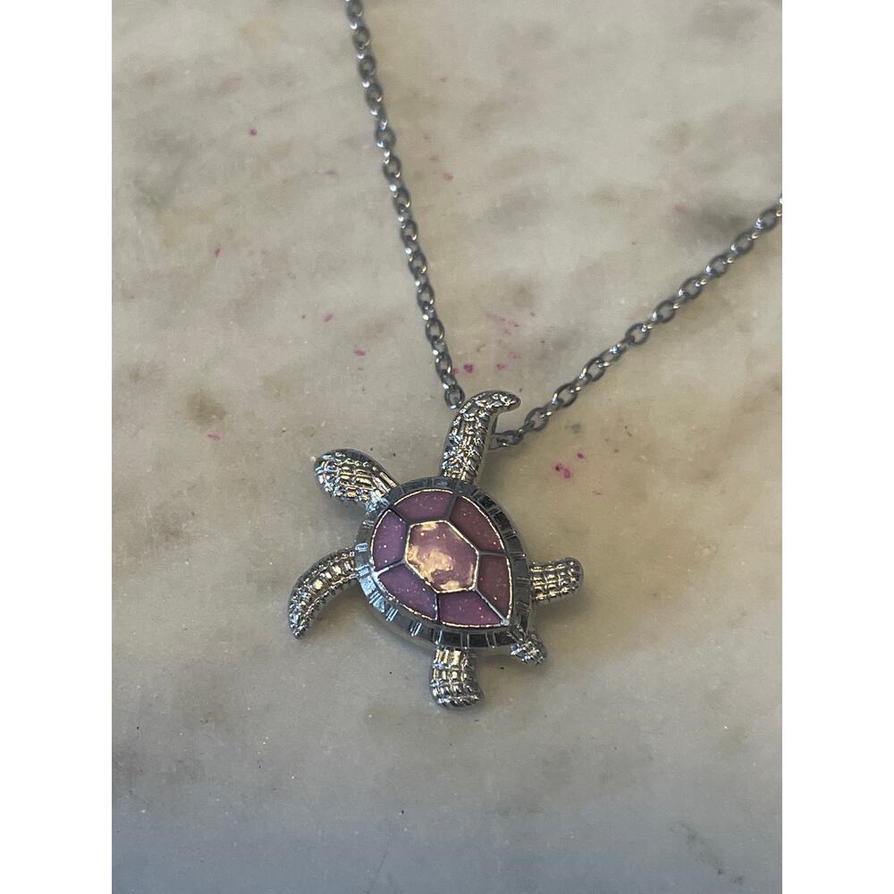 Turtle necklace - Picture 2 of 3